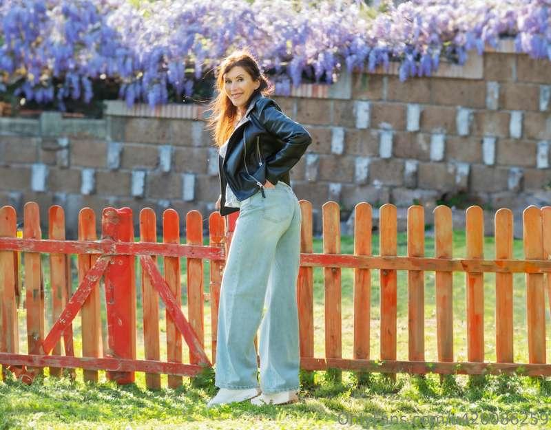 Si dice che con la luce solare si riproduca l'ormone della f..