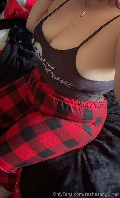 Comfy vibessssss, including the katana necklace I wore with ..