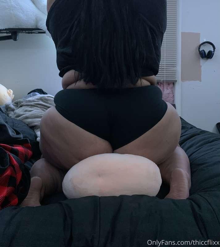 Forgot to take some tit pics but I’ll surprise y’all with th..
