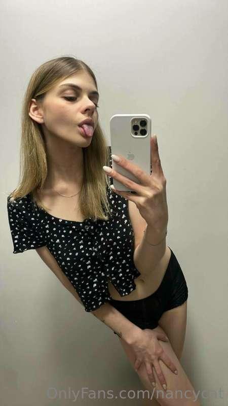 ✨ Hi ✨
I'm sorry that I was rarely online, I had no electric..