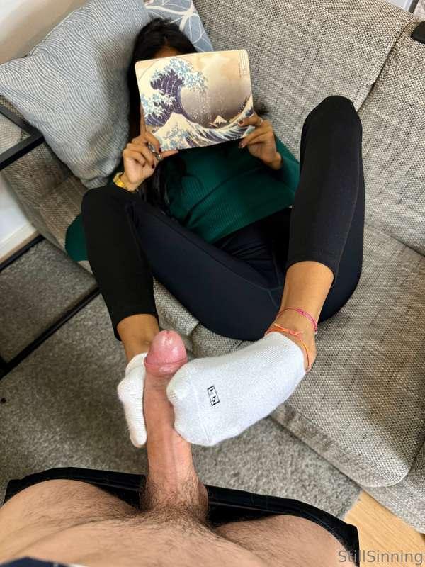 I just wanna read and make you cum 😈🙄💦