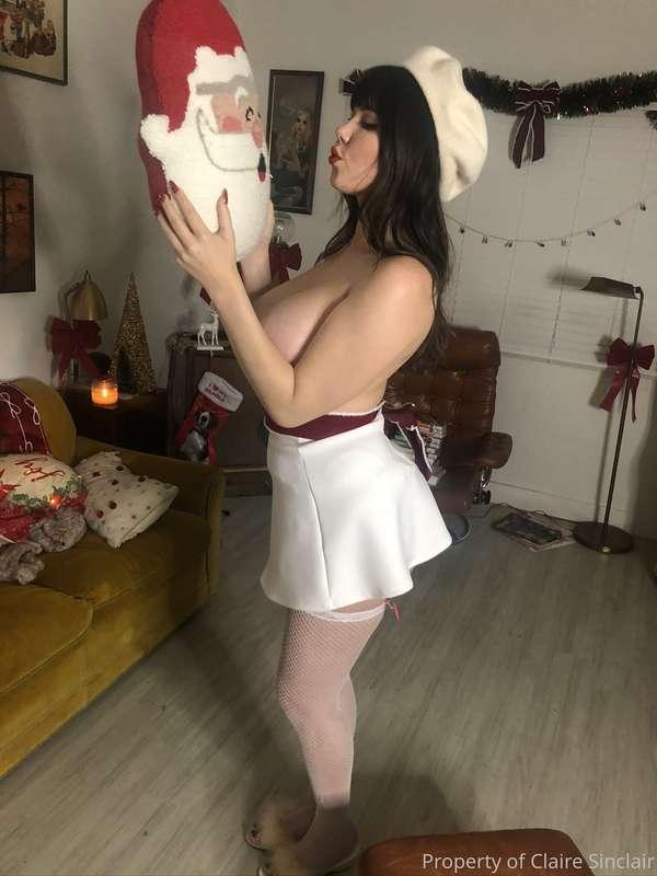 30 super hot xmas themed photos for $12! That's definitely a..
