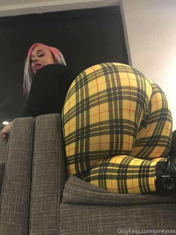 Do you want to rail this booty from this POV? 🙈