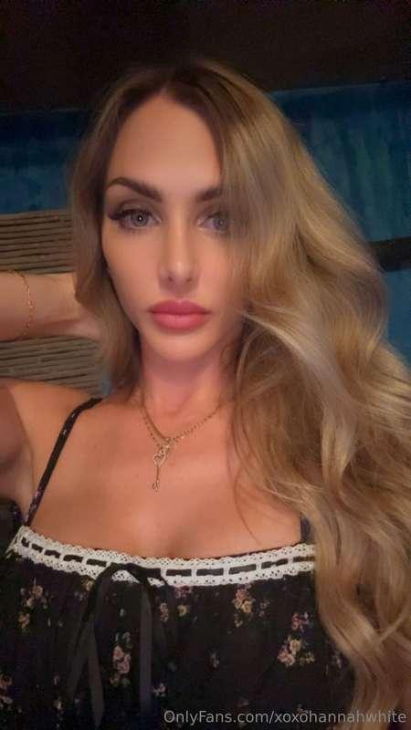 Just out here lookin' like your next bad decision 😘