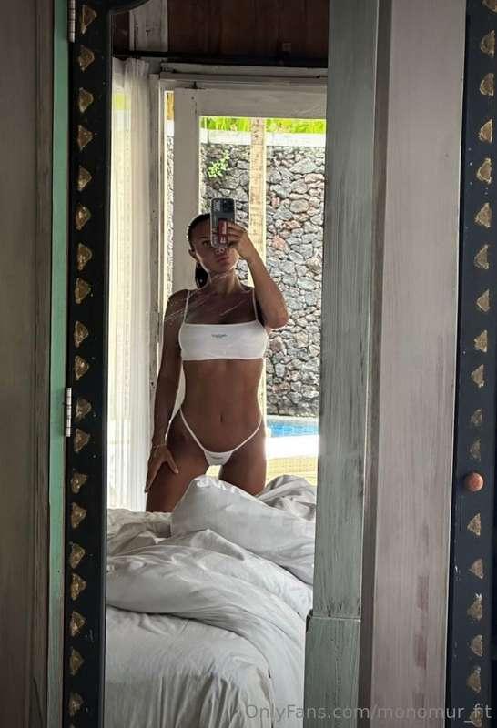Sports swimsuits look very sexy on me, do you agree?😈🔥😻🤩
