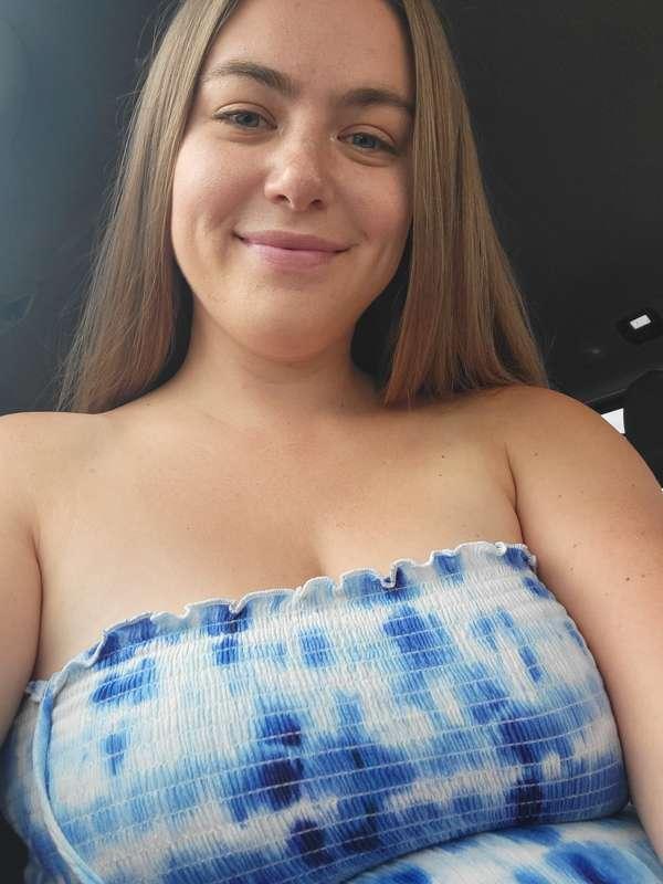 Your very own milf in her minivan. My boobs constantly pop o..