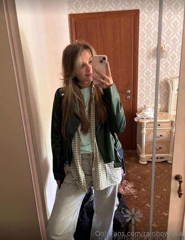 💜𝗙𝗥𝗘𝗘 𝗦𝗨𝗕𝗦𝗖𝗥𝗜𝗣𝗧𝗜𝗢𝗡 💜Cutie @grace_luna loves getting her litt..