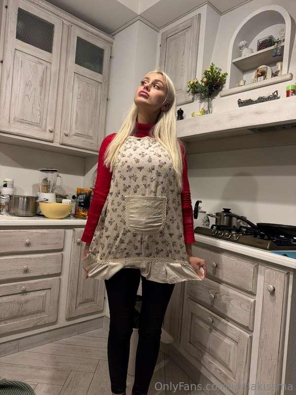 Good girl who’s in love with cooking💗🥐Still studying in earl..