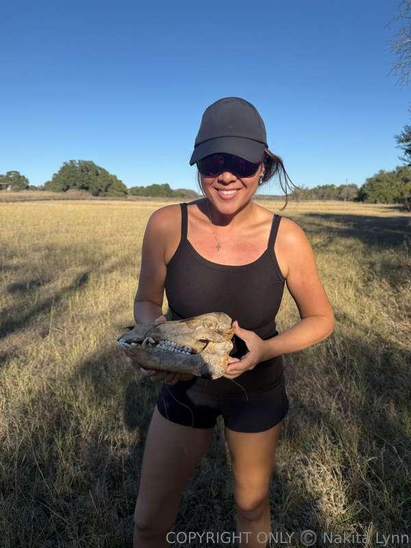 Took Diamond James on a venture! Hog skull 