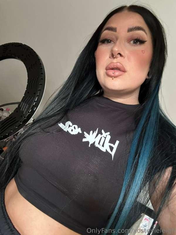 Happy Tuesday anyone who gets to see me in this T-shirt it’s..