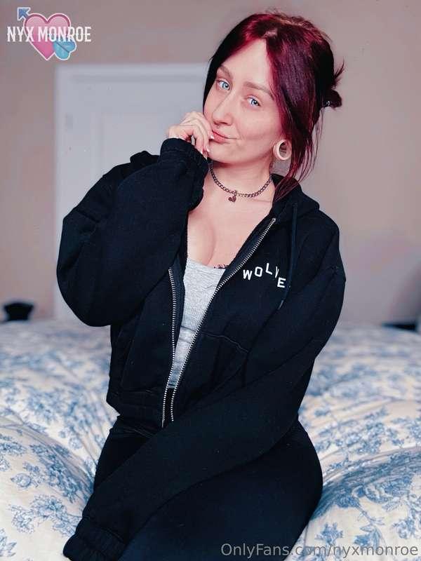 nyxmonroe image #0