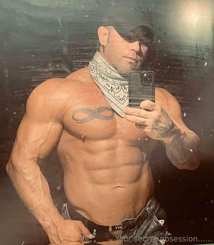 It’s about time for another bodybuilding contest win 💯