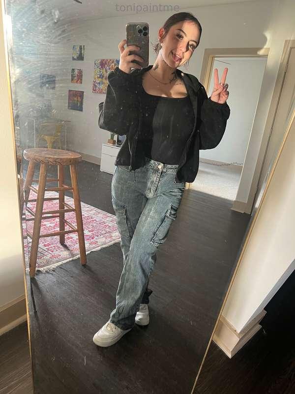 I was feeling so cute 🥰 swipe right to see me being silly lm..