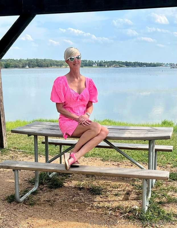 Channeling my inner Barbie!🦊💋