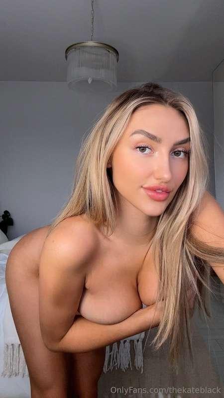 should i leave a mark on u??💋