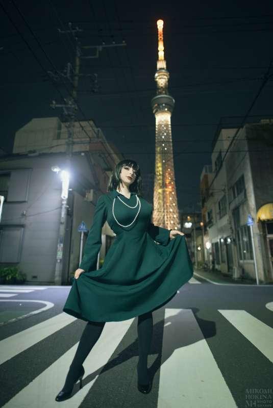 An evening stroll in Tokyo with Fubuki! 