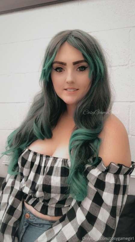 https://onlyfans.com/cosygamegirlpremium'Check' me out 😏