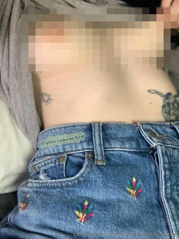 are you excited for 4/20 coming up? 😚 💨 unlock to view me lo..