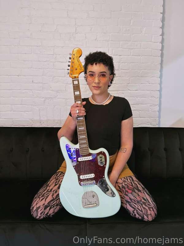 Hi I’m Alex! This channel is going to focus on music lessons..