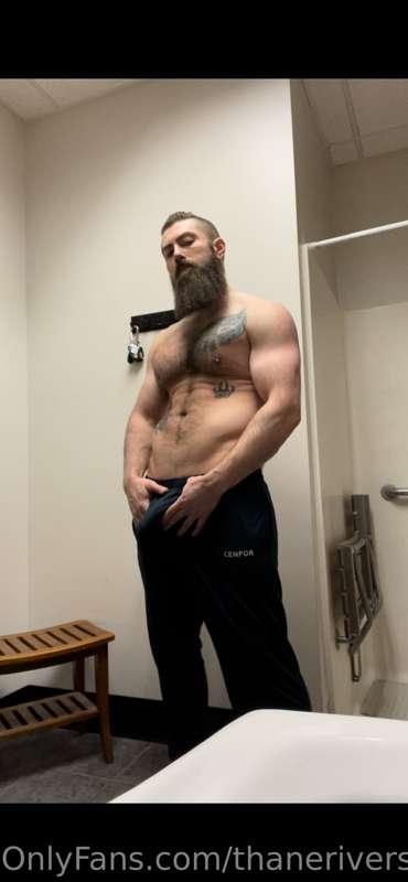 I got a great workout in, makes my testosterone pump high an..
