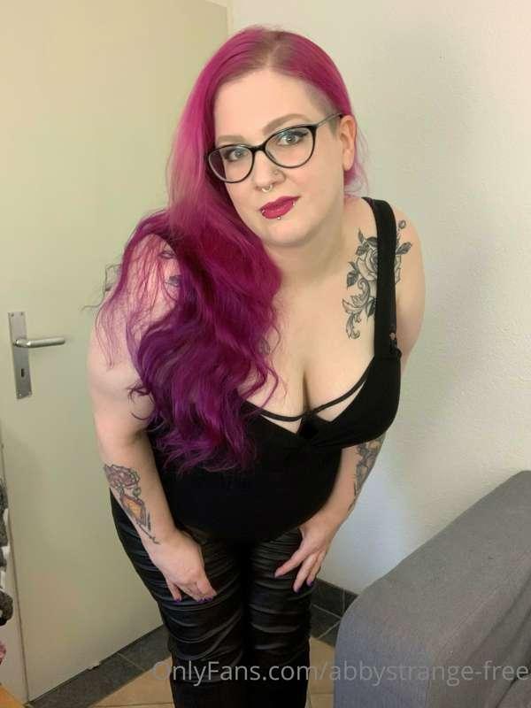 Do you like (faux) leather?