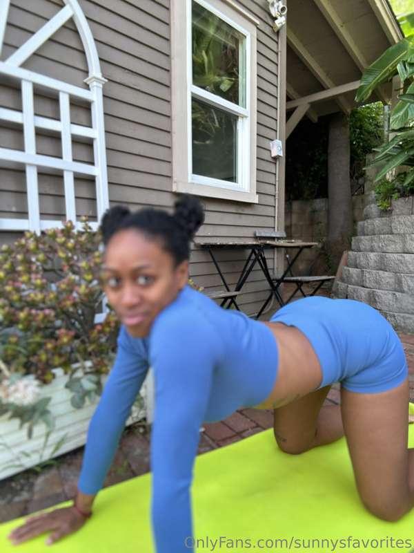 Working on stretches today. I’m rolling a 1 on flexibility s..