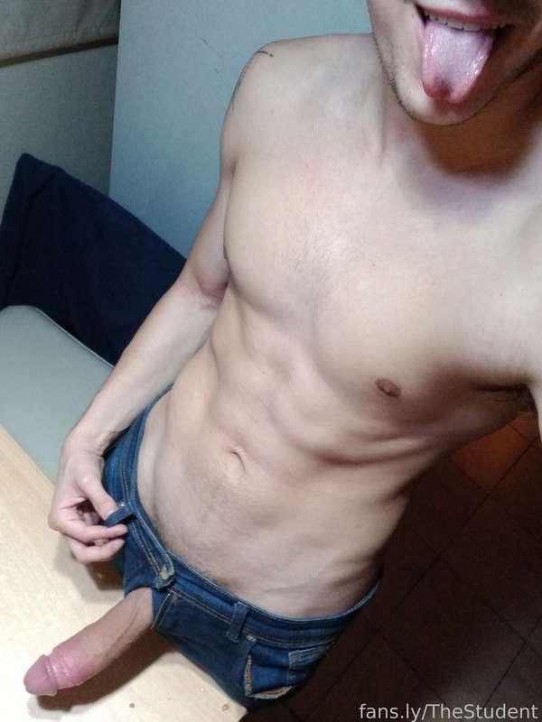thestudent image #0