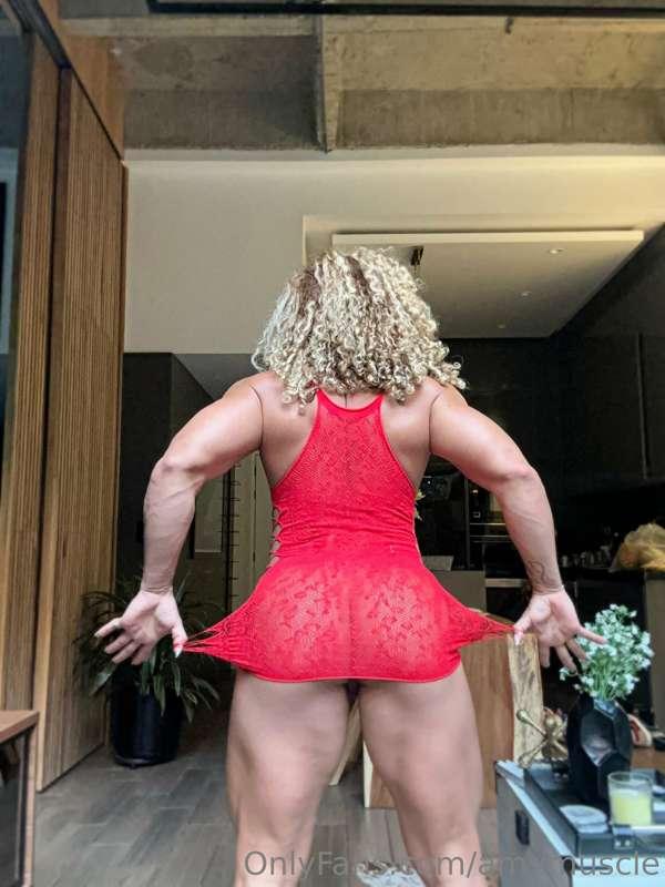 This red dress is on Fire 🔥