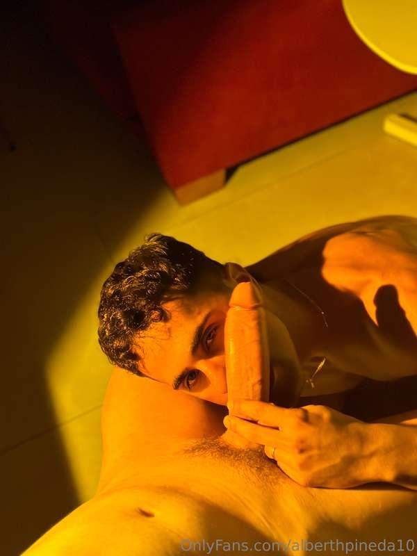 do you like this view?🥵Ft: @dicktaker_guy 
