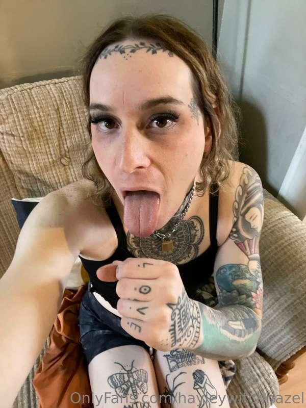 ⭐️CUMSHOT COMPILATION⭐️

5 loads, all on my face and in my m..