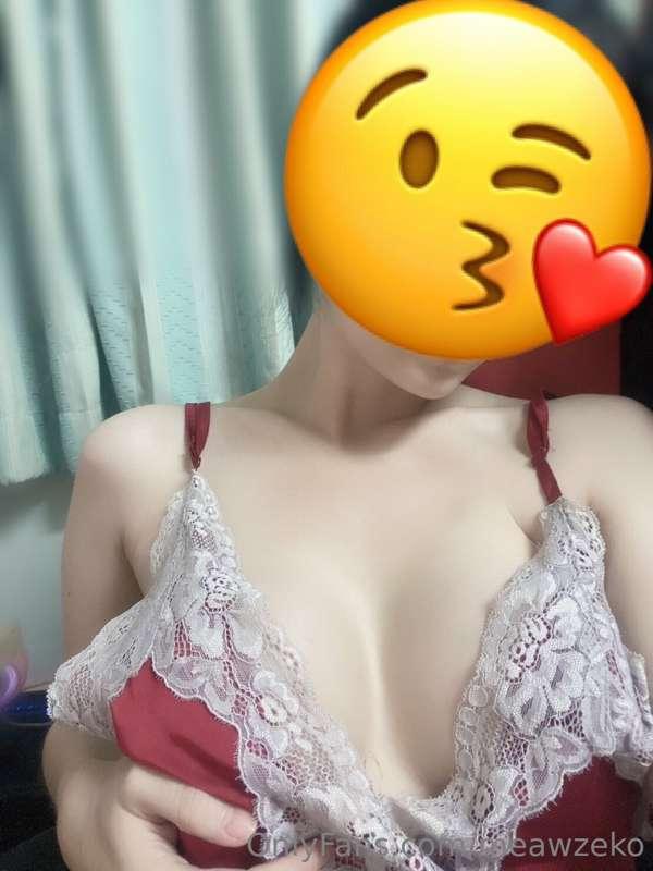 คลิปต่อไป บอลโลก
รอชมกันนะค่ะ