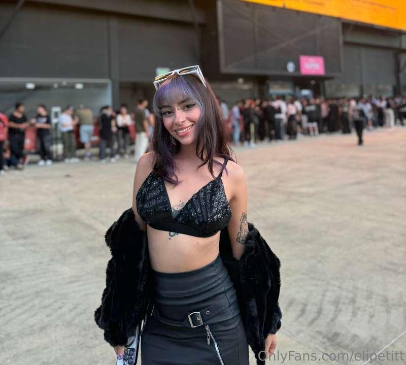 Guess what concert was going to😮‍💨