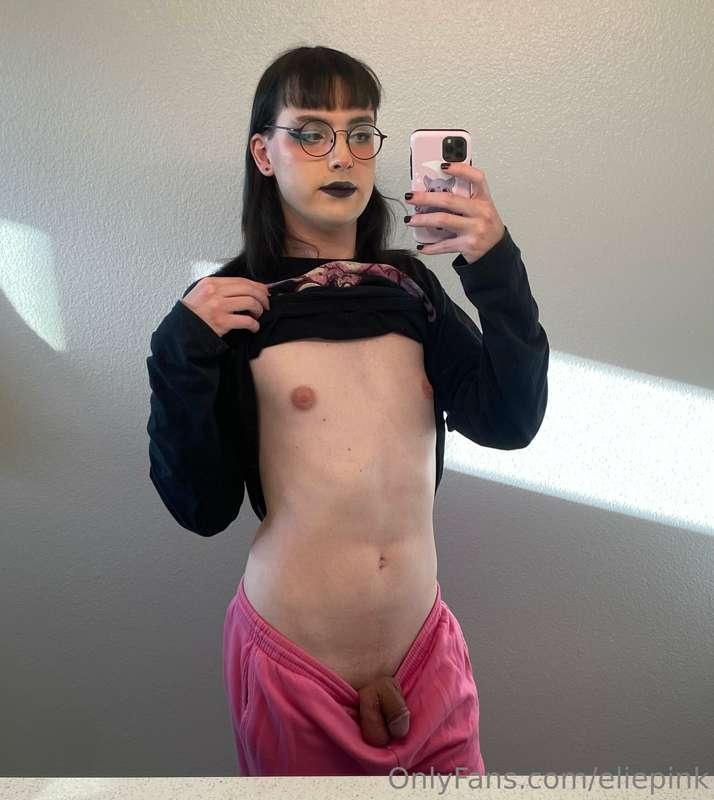 Just because I’m cozy doesn’t mean I can’t be sexy 😘