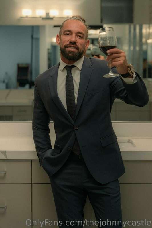 Cheers to another year 🥂