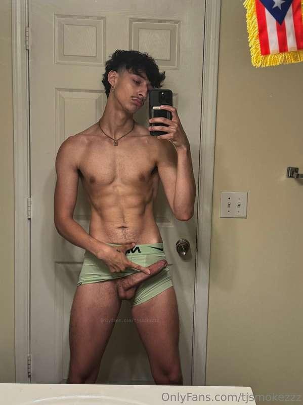 tjsmokezzz image #0