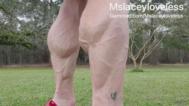 laceys_muscular_calves image #3