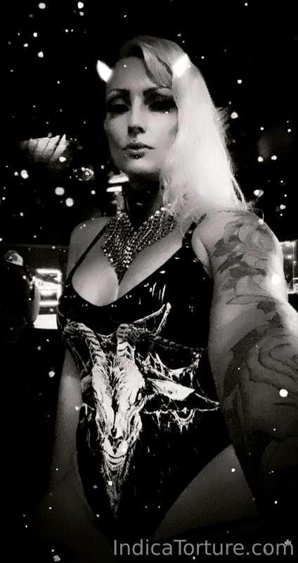 Long live the Evil Queen..