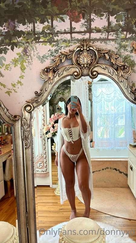 think princess fairytale but we fuck like animals😜