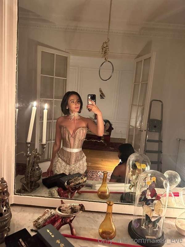 Have you seen this bondage session yet? 😋