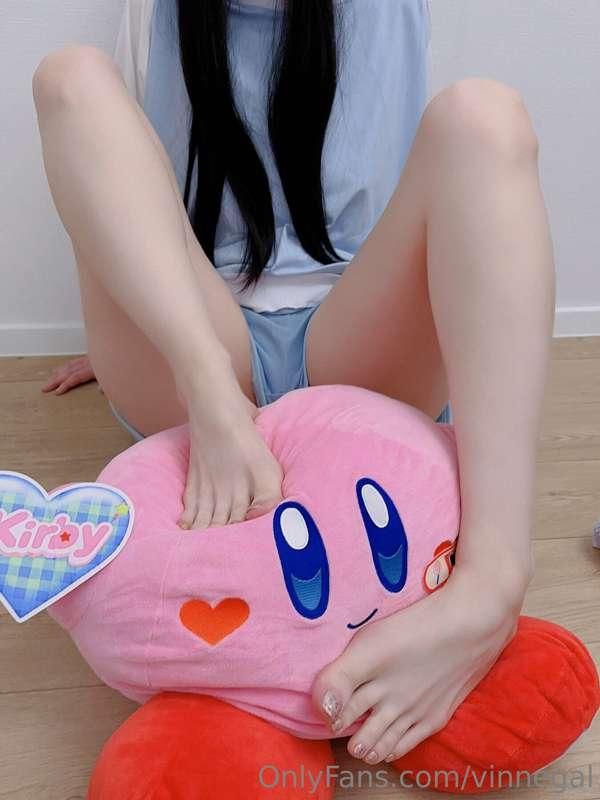 Which part of your body would you like this Kirby to be? ٩(๑..