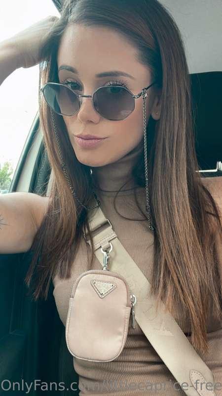 I want to make your week incredible! Message me on @littleca..