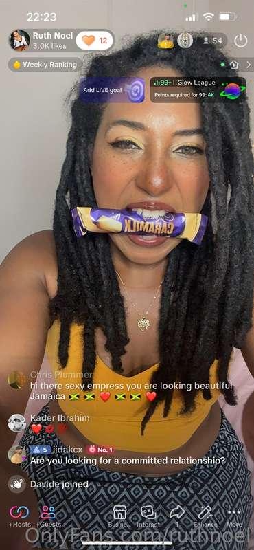 Put it in my mouth 🍫🍡