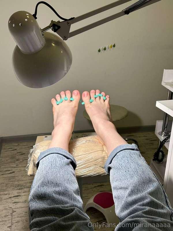 Heh, I'll show you soon what kind of nails I had done... I h..