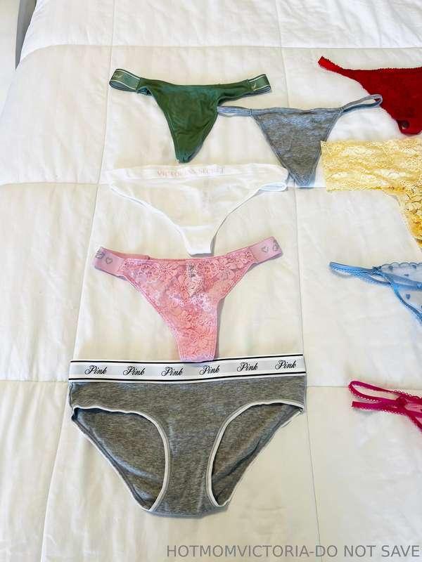 hotmomvictoria image #1