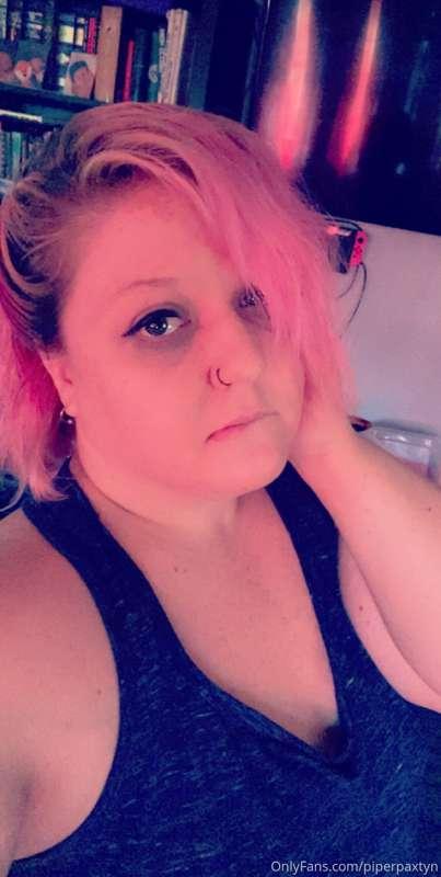 Thinking of dusting off the pink look again! Thoughts?