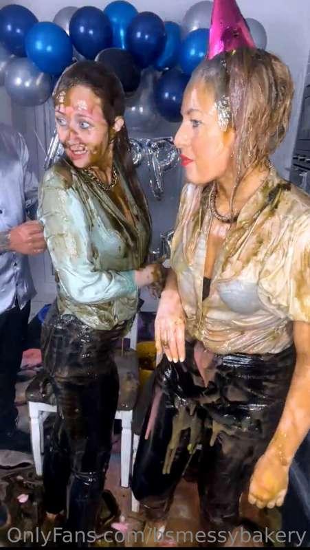 bsmessybakery image #1