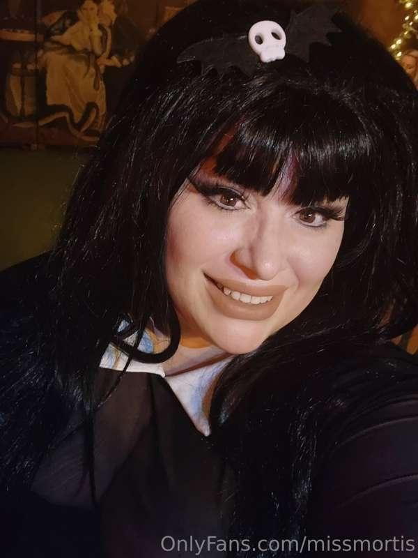 Went to a goth fat Burlesque show the other night, ended up ..