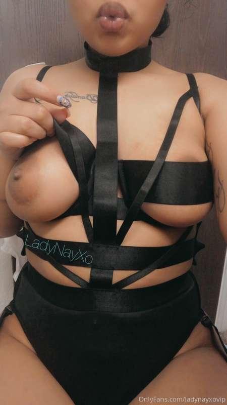 send me a video of you beating yo dick right now, thats how ..