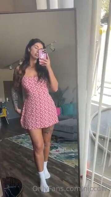 I like feeling the nice Cali breeze go right up my dress 😅