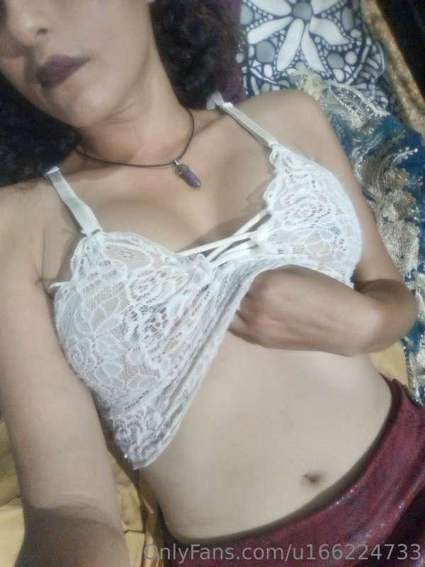 Hola boys, ¿Me extrañaste?... Es hora de comenzar la party 🥳..